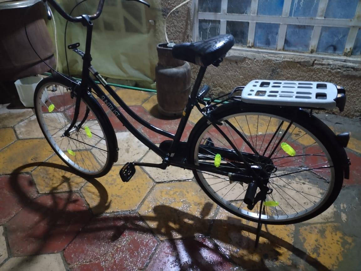 اسلام عليكم باسكل للبيع موديل 16 الباسكل نضيف دسك جديد 90الباسكل ماعايز شي نضيف كلش السعر 90وبي مجال مكان نجف كوفه حي ميسان ***********
