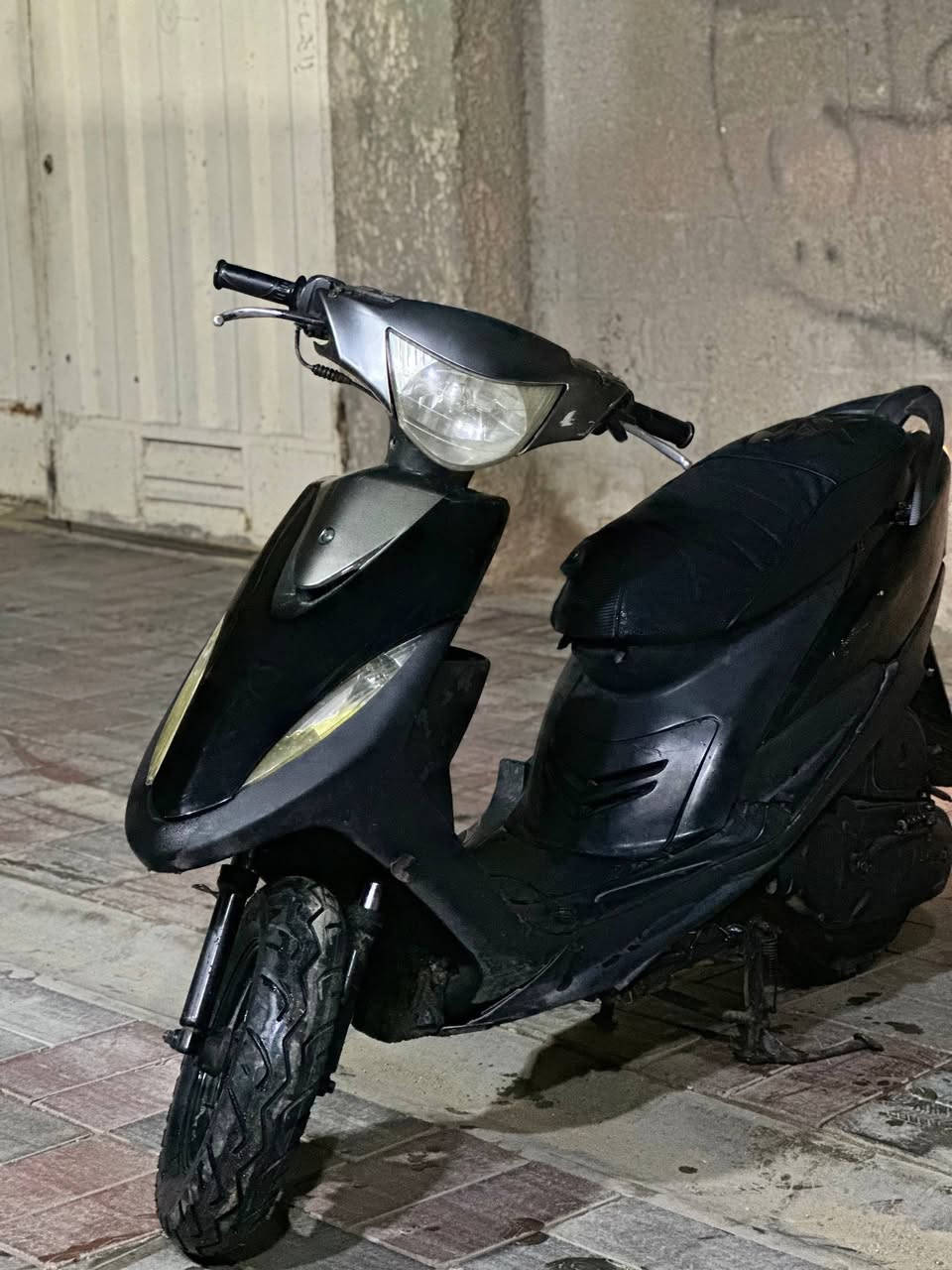 السلام عليكم دراجه ماكس عدله ياباني مفتوحه تجفيت اصلي صالصنه رياضي كهربائيات كاملة محرك ناعم ونضيف
تجفيت جديد واصلي كابريتر جديد دهن جديد كامله من كلشي السعر 450 بيه مجال للشراي مكاني كربلاء حي رمضان ***********
