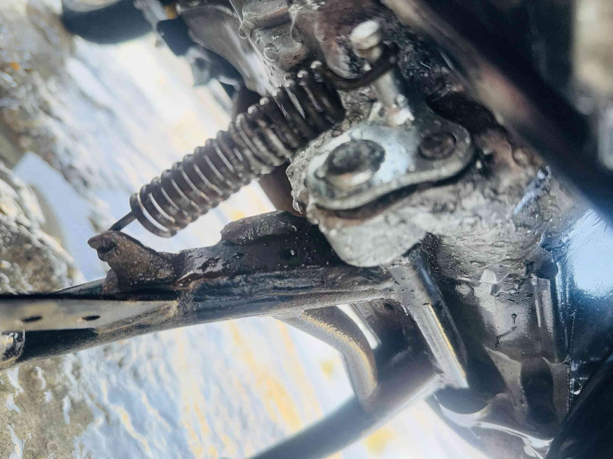 سلام عليكم بي سي اكس جيل الثاني ياباني رقم وسنويه شرط التحويل الدراجه مكفوله كفاله عامه من كلشي بيها ملاحضه زغيره الحيم مال الستاند ومبين بل الصوره دراجه 150 مكاني بغداد شعب شارع الصحه او حي البساتين *********** خاص ماكو مقفول الي يريد يتصل عل الرقم فقط
