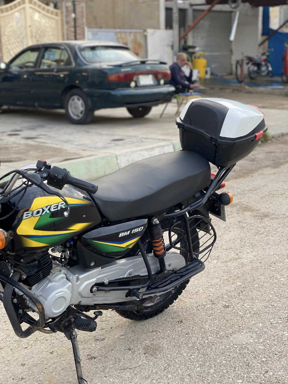 السلام عليكم
بوكسر مرقم  ٢٠٢١ 

مكينه جفتتها على أيدي شغل شركة باجاج وعراض اصليه 

كامله مكمله 

السعر خاص 

العنوان ديالى بعقوبة 

***********
