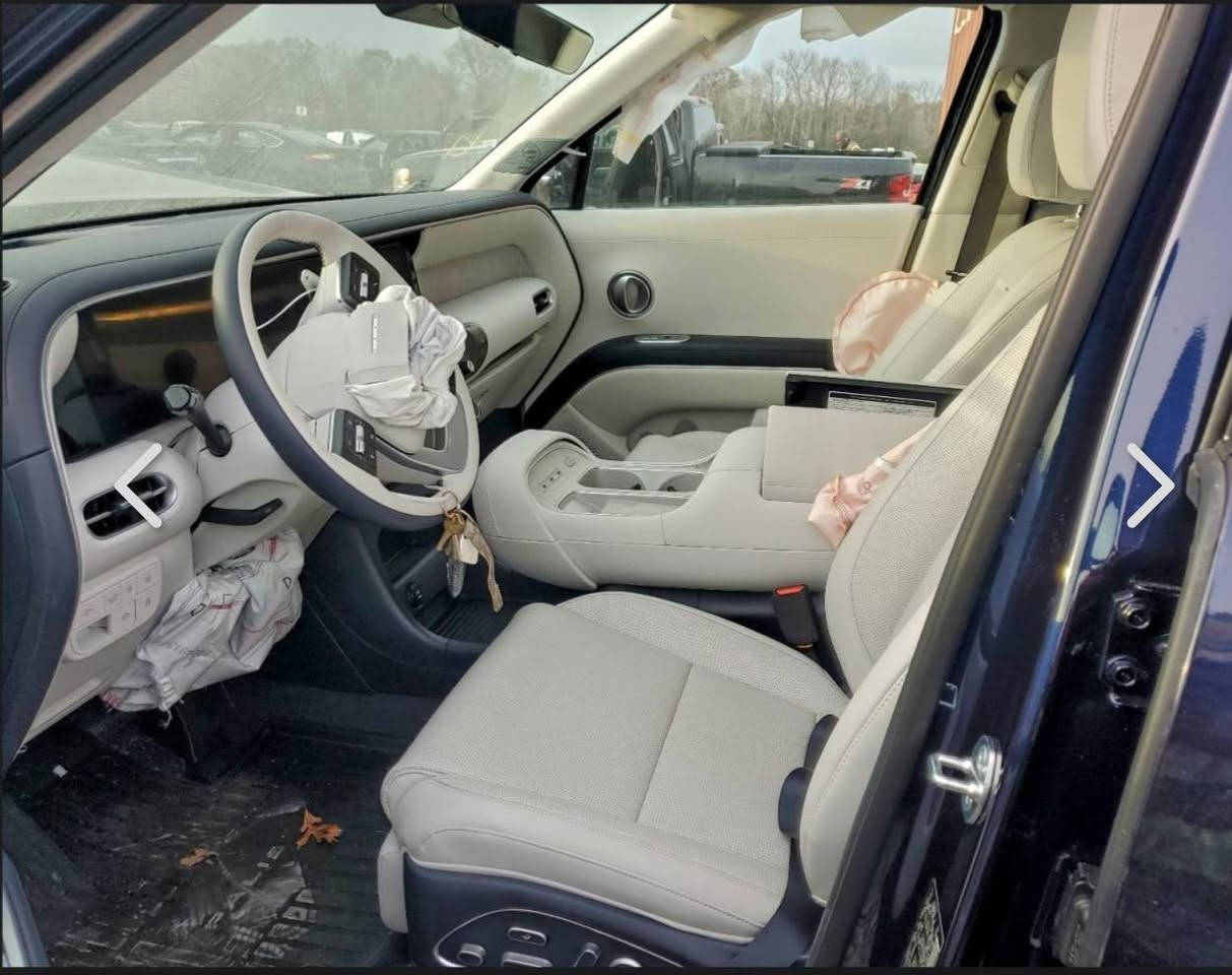 نوع السيارة: بلسايد كالگراف
 HYUNDAI PALISADE CALLIGRAPHY

الموديل : 2026

حجم المحرك: 2500 تيربو 

قيادة: Front-wheel Drive

الأسطوانات: 4

ناقل الحركة: AUTOMATIC

نوع الوقود: HYBRID ENGINE

عداد المسافات: 1,462 mi (ACTUAL)

الأضرار الثانوية: SIDE

اللون: BLUE

         السلطان للمزادات الأمريكية  
لمن يرغب بشراء السيارة من المزاد الاتصال 
على الأرقام التالية: ***********
***********

او الحضور للمكتب الكائن في المسيب  حي الجامعة
شعارنا (لا تشيل هم احنا نتكفل بكل شيء)
 
             داخل العراق وخارجهُ
                      @الجميع
