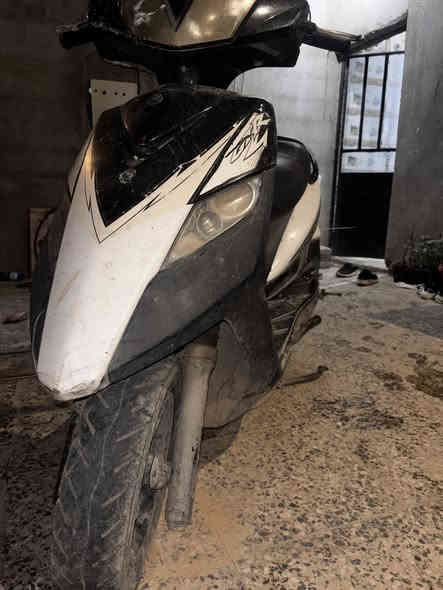 السلام عليكم ثعلب للبيع طافيه ماعرف شبيها  عارضها ب 350 مكاني الشعله ***********
