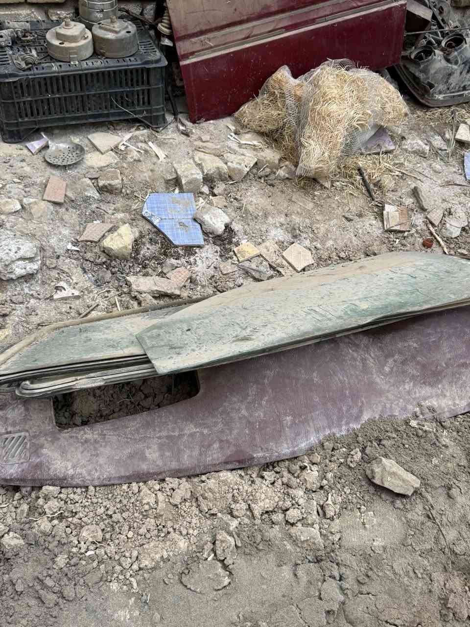 اراض كنو جامات وبطاين عنبار بريك وضفيره كامله جديده وستيرن هوه ومجمعه وكفرات دشبول ومازده كلهن 250 الف بلاديات ***********
