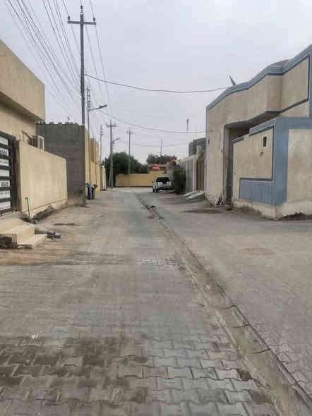 قطعة طابو زراعي - سند 25 - للبيع في المطيحة / السنيدية
المساحة : 200 متر مربع
السعر : 75 مليون
الموقع المطيحة - السنيدية 
◇خدمات كاملة كهرباء - ماء - مجاري جاهزة للبناء فوراً.
◇ شارع نظيف ومقرنص
◇ منطقة هادئة وسكنية
◇ سند رسمي
◇ مناسبة للسكن أو الاستثمار
◇ رقم ***********
