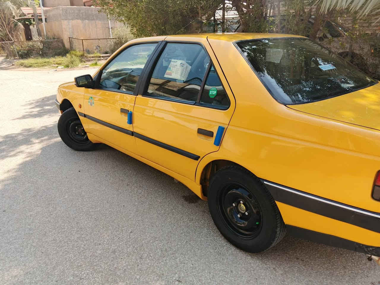 بيجو الميس موديل 12 رقم بغداد نكليزي
مصفره هيئة وغرامات
 سنوية لل 29 مكينه كير مكفولات حداديه جديده كهربايات شغاله تخم تاير مكفوله من ضربه ضبغ سياره جديده تبريد غاز 
السعر 34 
عنوان المسيب  رقم ***********
