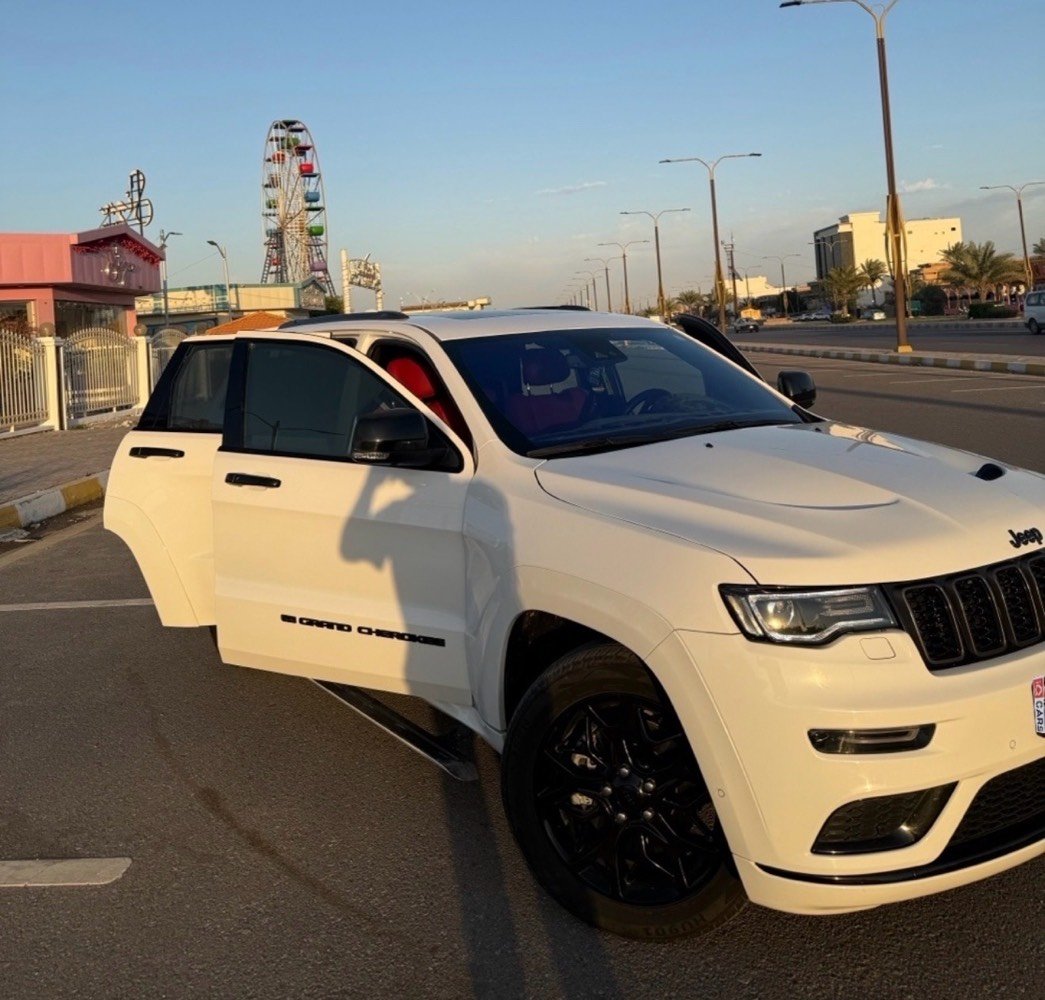 بسم الله الرحمن الرحيم
السلام عليكم 
Jeep s2022خليجي السياره فول مواصفات معروفه مواصفاتها فول 1/1للاخير السياره ونضيفه....
الكاميرا الخلفية
سقف بانورامي
صندوق كهربائي
كاميرا 360
مستشعر وقوف
فتحة السقف
بصمه
حساس المطر
شاشة
التعرف على إشارات المرور
التحكم التلقائي في درجة الحرارة
نظام فرملة الطوارئ
8 وسادة هوائية
مصابيح زينون الأمامية
المصابيح الأمامية ليد
عرض المعلومات على الزجاج الامامي
ندفئة مقود القيادة
إنارة محيطية
أبل كاربلاي
مقاعد تدليك
التشغيل عن بعد
4x4
رادار
شاحن لاسلكي
أوتو بارك
الكانتارا
نظام تعليق هوائي
كشافات ضباب
وضع القيادة
نحذير مغادرة المسار
نظام إلغاء الضوضاء
التحكم الإلكتروني في الثبات
حذير من الاصطدام الأمامي
مرايا جانبية تدفئة
مثبت السرعة التكيفي
خطوات جانبية
صندوق بدون استخدام اليدين
زر التشغيل
الضوء العالي التلقائي
تحكم التكييف التلقائي
خطافات السحب
حساسات ضغط الإطارات
رؤية ليلية
نظام تنبيه السائق
ما

التحكم على المنحدرات
تبريد المقاعد
ندفئة المقاعد

مرايا جانبية كهربائية

مراقبة النقطة العمياء

نظام المفتاح الذكي

نظام بدء التشغيل
مانع انزلاق
مكان السياره الفلوجة للتواصل ***********$وبيها مجال بسيط مكفولة من الصبغ والتبديل