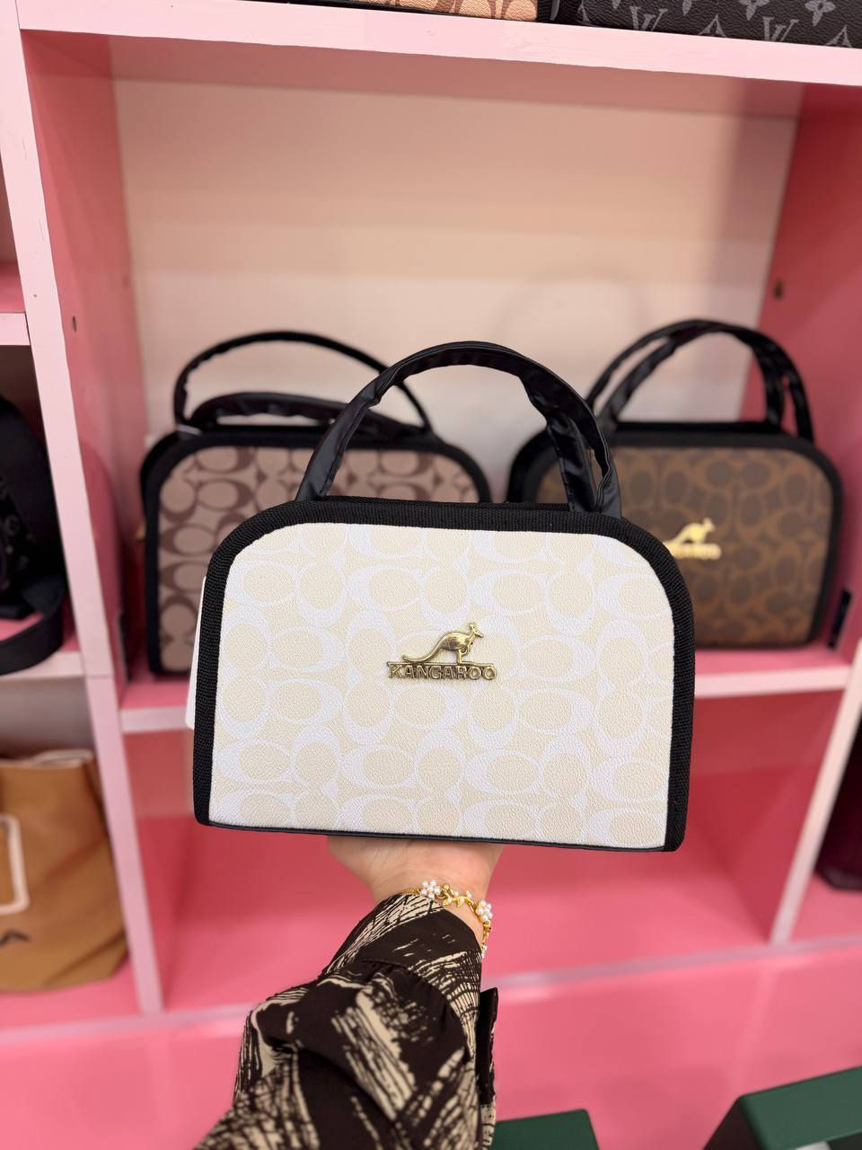 تتوفر لدينا حقائب سعر فقط 7الاف
وتوصيل ىجميع محافظات االعراق


**إذا كنت صاحب هذا الإعلان وتريد حذفه لأي سبب، رجاءا أرسل رسالة إلى الدعم الفني**