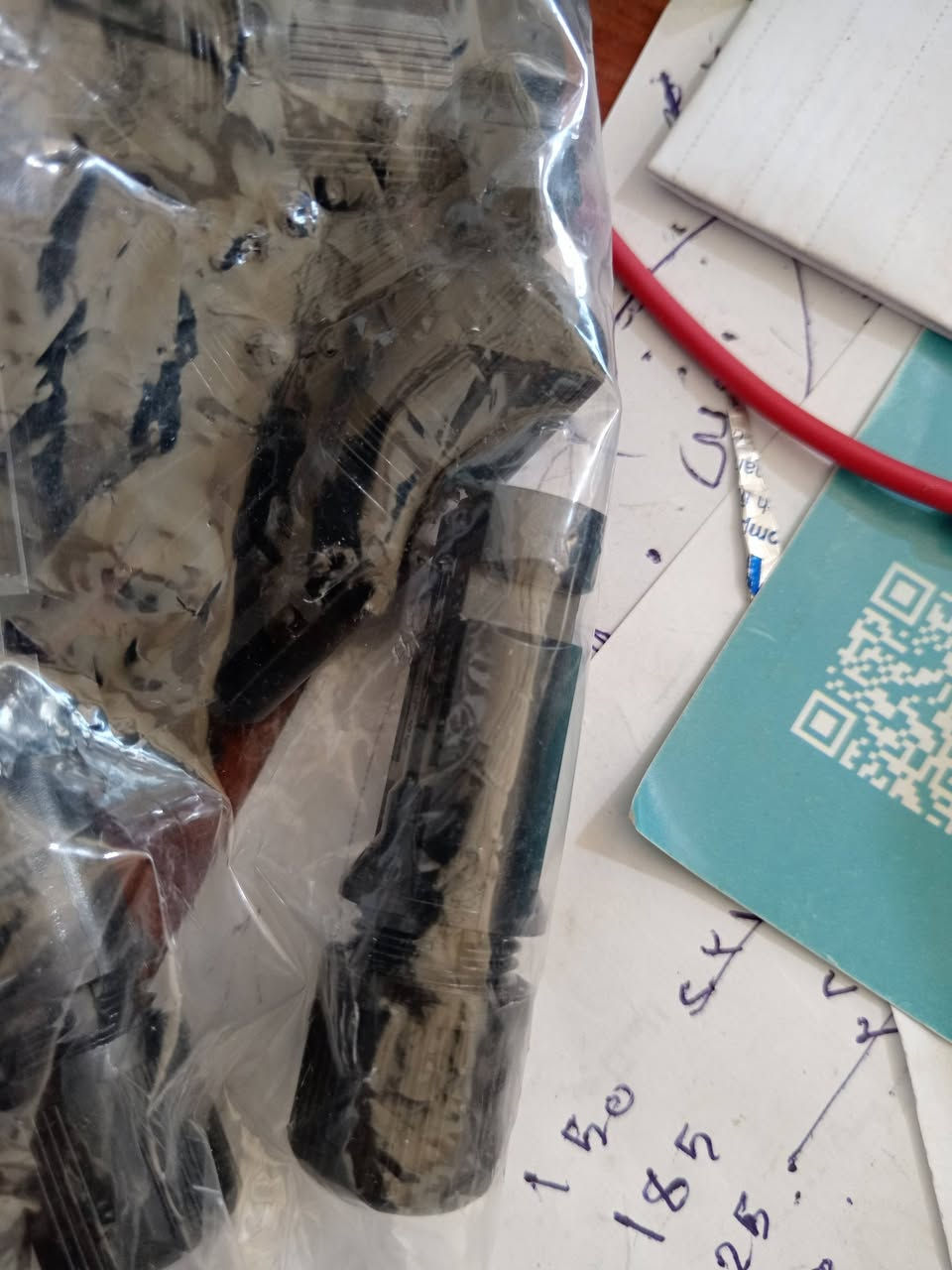 تتوفر لدينا الواح طاقة شمسية مع انفيرترات مع بطاريات بمختلف القدرات وحسب طلب الزبون وبأنسب الأسعار ***********
