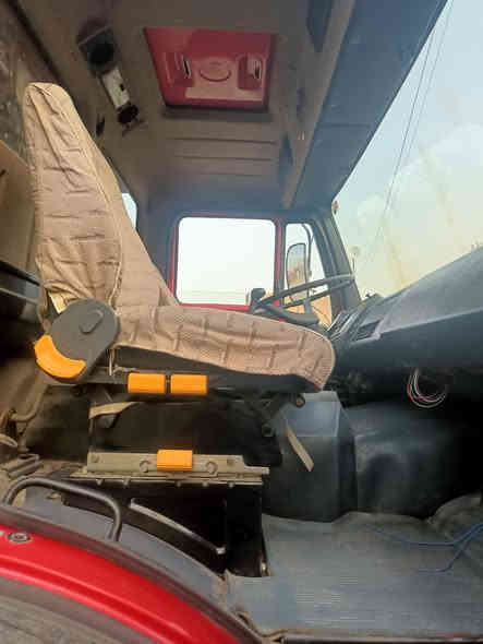 البي 82 للبيع محرك عشره كير برميل اكسن جيف قماره 89 رقم انبارمشروع وطني بلسنويه راس  جاهزة للعمل هاتف ***********
