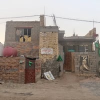 بيتين للبيع • ١٤٠م • عل حولي قرب المعارض