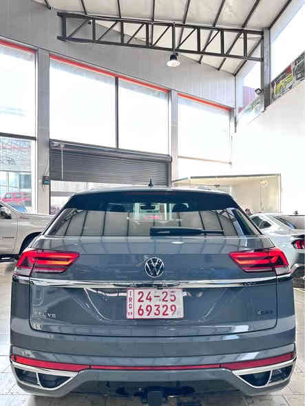 وصول الجديد فولكسفاغن اطلس SEL R_LINE PREMIUM CROS SPORT  محرك V6 تنفس طبيعي سيارة فول مواصفات واحد على واحد 

رقم السيارة : بدون رقم يترقم شمالي 
موقع السيارة : دهوك 
نوع السيارة : اطلس كروز سبورت ار لاين بريميوم اعلى فئة 
موديل السيارة : 2023
المسافة المقطوعة: 13.000 ميل 

مواصفات: 1/1 

بصمة تشغيل 
بصمة ابواب 
تشغيل عن البعد 
كراسي جلد كهربائي وخزن 
كراسي تدفئة وتبريد 
كراسي خلفية تدفئة 
اوتو بارك 
شاحن وايرلاس للجوال 
مداخل USB وتايبسي 
بانوراما 
صندوك كهربائي 
حساسات امامية خلفية 
كاميرات فتل 360 درجة 
سستم سماعات Fender Premium
لايت زينون LED مع عدسة متحركة ترحيب 
ستيرن تدفئة 
نظام اوتو ستوب 
رادارت فتل 
رادار مانع تصادم انامي 
رادار خلفي 
رادار خروح عن المسار 
رادار نقطة عمياء جانبي مري 
كيجات الكترونية مع حزمة اشكال 
صندوك كهربائي 
الابواب اضاءة ترحيب علامة فولكسفاغن 
مودات القيادة ثلج + ايكو + نورمال + كوستوم 
مرايات قابلة للطوي كهربائي 
ستاير خلفية بردات 
هوك خلفي 
دفع رباعي فورمتيك 
الويل 21 اينج 

سيارة بيها بعد مواصفات عديدة 

ملاحظات: بدون صبغ كفالة عامة عدا شبر بارد جاملغ امامي بدون دواخل بدون ايرباك سيارة جديدة ما شاء الله 

السعر 33.500$ 

للأستفسار :

***********
*********** سميل
