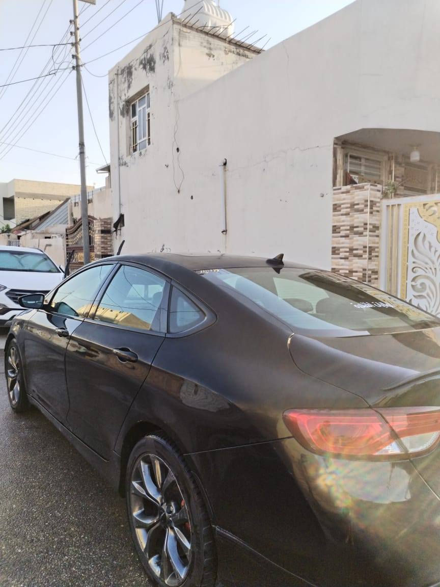 السلام عليكم
c200 S فول موصفات

2015 
رقم بغداد تحويل ثاني يوم بسمنه 

بيه اربع قطع ابيع حزام وبيه جراد 

 سنويه  لغايه ٢٠٢٨

ويل 19 رياضي اصلي كروم 

  فتحه بنروما

بصمه

كشنات جلد

عينه جدتل

قطعتين تبريد

محرك 2400 

بيع مستعجل
السعر 94
مكان السياره واسط عزيزيه 

رقم التلفون *********** 
***********
