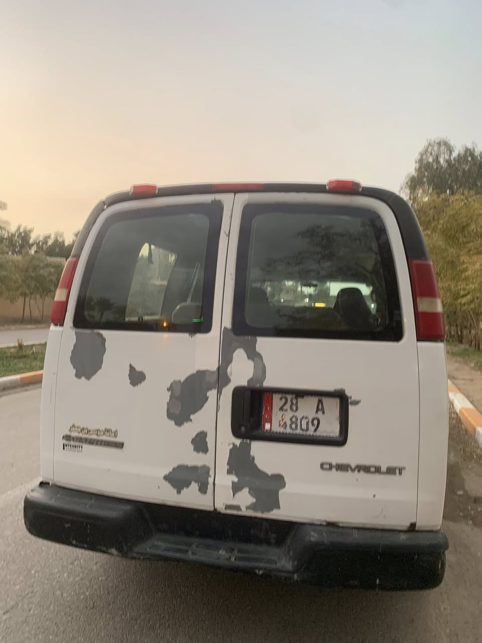 سلام عليكم للبيع اكس بريس 2005 سنويه بسمي تحويل مباشر رقم انكليزي 11راكب بتره كير ومكينه حاويه مكفولات مصفره هيأةوضرائب سعر 45وبي مجال  بغداد هذا رقمي ***********
