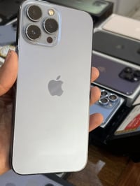 آيفون ١٣ برو ماكس • ٢٥٦ • بطارية ٨٧٪