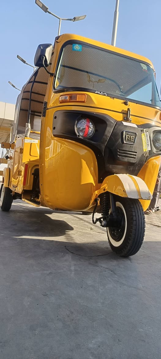 السلام عليكم
للبيع 2022/11 

بغداد الشعب ***********
