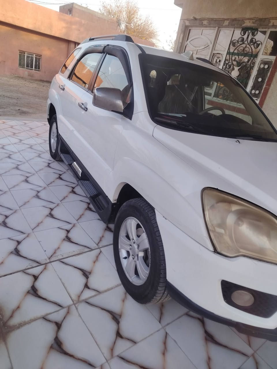 سلام عليكم كيا سبورتج المقدس خليجي
موديل 2010 مكفوله كفاله عامه من صبغ ومن بارد

رقم بغداد بسمي تحويل مباشر 

تخم تاير تبريد شغال

محرك وكير مكفولات لا تنقيص ولاتبخير 

محرك 2000
فتحة ب القمارة
السعر 140 وبيها مجال بسيط

الك الفحص
 الاستفسار اتصال 

***********
