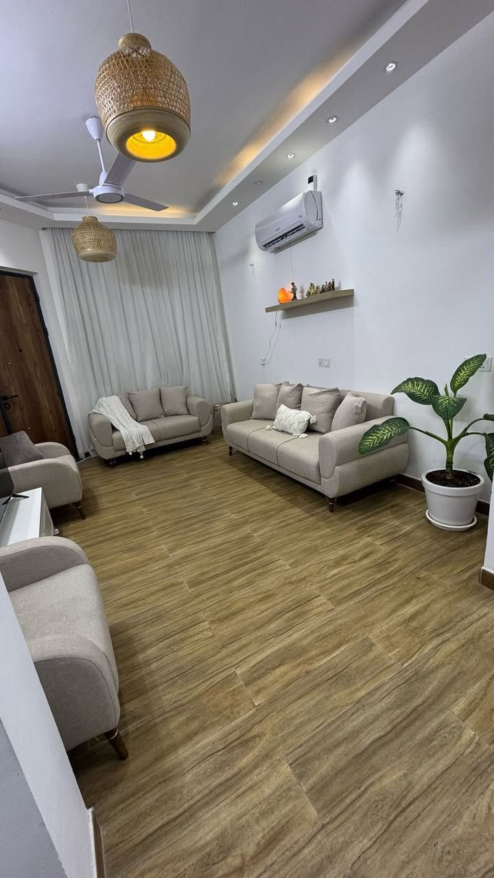 ((دار للبيع )) 🏠 
زراعي الشعب حي المهندسين 
مساحه ١٠٠ م   (٥ * ٢٠)
قاط واحد بناء حديث درجه اولى
للسعر والتفاصيل التواصل على الرقم 

***********
