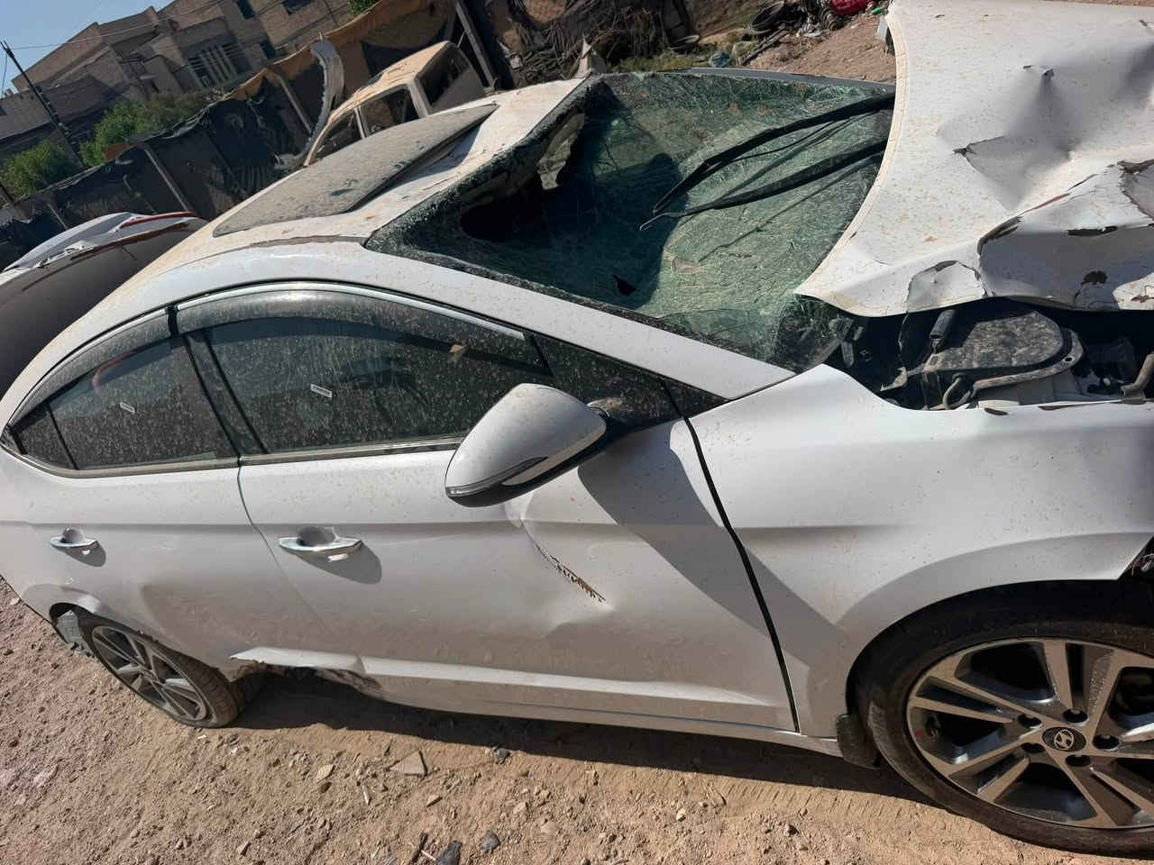 للبيع هونداي النترا 2018 
فول عدا البصمة السيارة  سبورت 
تبريد قطعتين 
فتحة 
مكينة 2000. سابقاً مكفواله  حالياً بيها حادث ابيع ع وضعها مكاني بغداد العبيدي 
***********
