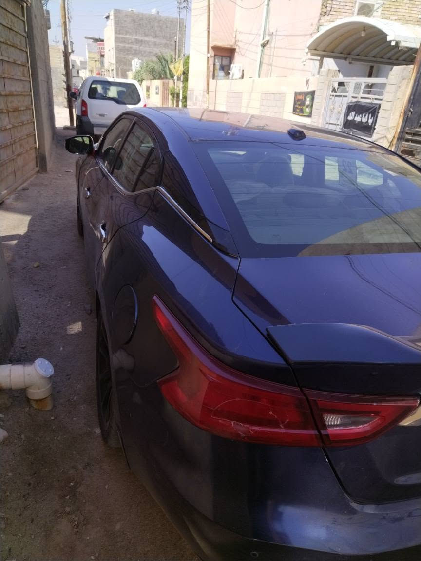 سلام عليكم بيع أو مراوس حسب قناعة بأقل سعر نيسان مكزما م ١٦ فول عده فتحة كير محرك كهرباء كله شغاله تبريد شغال بس يحتاج تبديل كمريسر راديتر وارد كندي بدون حادث فقط بلعراق باب خلف سايق طربة خفيفة *********** اتصل سعر ١٠٠ وبيه مجال وخادم ماشيه ٩٧٠٠٠ البصرة, العراق
