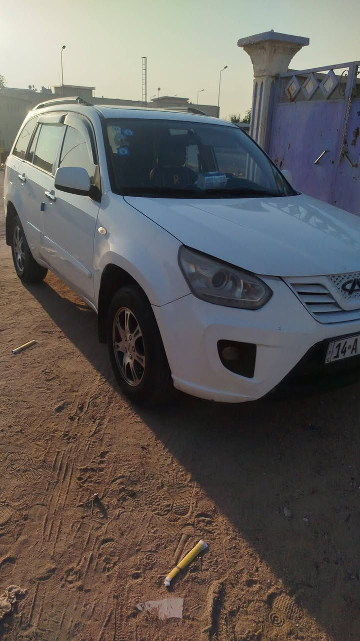 السلام عليكم شيري تيكو مديل 2013 معمره اثر خياسات مكفوله من الظربه سياره حلوه ونظيفه دواخلها كلش نظيفه السعر ( 52  ) 
للأستفسار ***********
