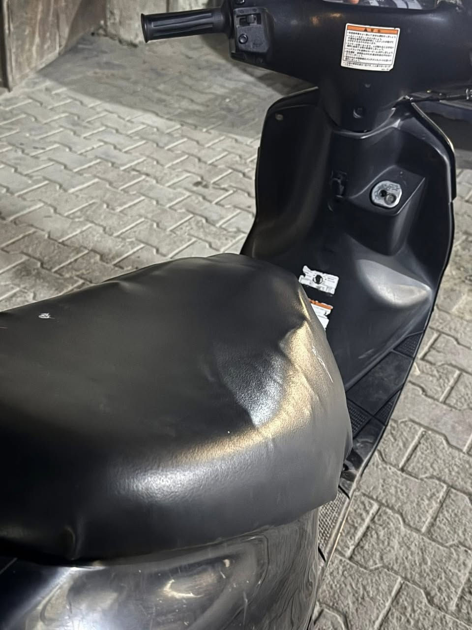 سلام عليكم
دراجه 60 ساسوكي خفاش
الدراجه مجفتة قبل يومين اول هندر تشتغل كلشي شغال بيهه اشاير لايت صطب لايت شغال المنفيس مالتها موجود الدراجه بيهه نقوصات مثل كفر مال باتري والاستاند مالتهه مخلوع بس موجود والكفرات مضربه 
رايدهه ب 200 وبيهه مجال بسيط للشراي حك الجيه فقط  
مكاني بغداد الحريه 
للتواصل خاص او رقمي ***********
