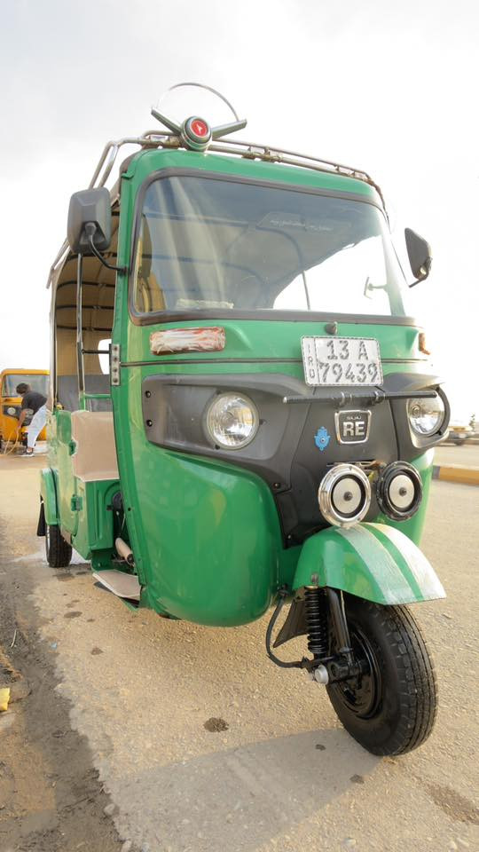 السلام عليكم تكتك لبيع 22 رقم  وسنويه
مكفوله تكتك نضيفه وما اطلع بيه  بس لمدرسه اروح واجي وتضل طابكه 
تكتك بيه غراض هواي (( 1_سيبايه 2_هورن بوش 3_مسجل شاشه 4_مضخم 5_دركه  6_اسهم اثنين اصليات 7_ فراشات )) تكتك داخله هزه 
مكاني ميسان_كحلاء
رقم الهاتف : ***********
