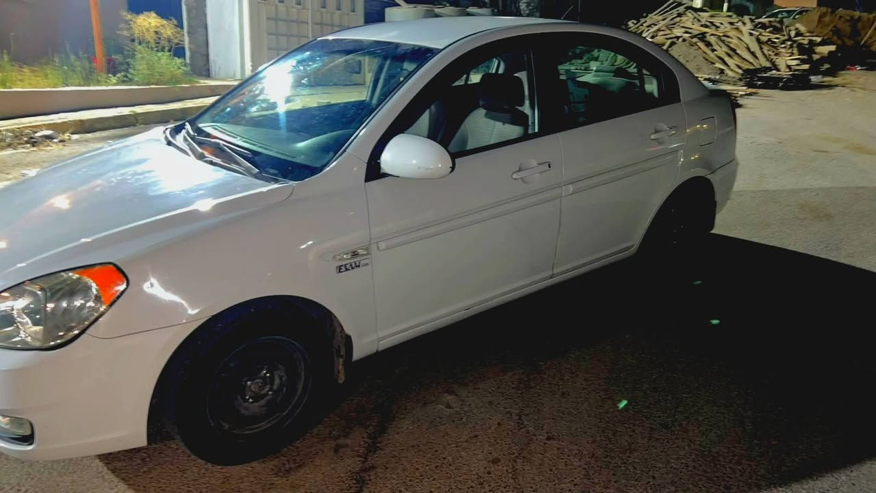 🚗 للبيع هيونداي أكسنت (الدبدوب) موديل 2009 🚗
سيارة معروفة بالاعتمادية والاقتصادية، مناسبة للاستخدام اليومي، وتتميز بقوة التحمل وسهولة الصيانة وتوفر قطع الغيار.
✅ شرط كامل.
✅ مبدّل بونيد.
✅ السيارة نظيفة وجاهزة ولا تحتاج إلى أي مصروف.
✅ البيع للجادين فقط.
✅السعر: 95ورقة وبيها مجال
📩 للاستفسار ومعرفة باقي التفاصيل التواصل على الخاص أو الاتصال.  ***********
الله يبارك لصاحب النصيب.
