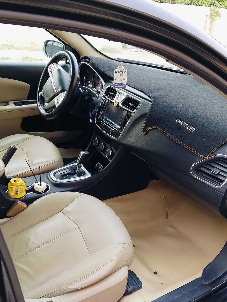 كرايسلر سي 200
فول مواصفات فئة s سته سلندر 
محرك 3600 السيارة نظيفة وحلوة بيهه ملاحظات وترتيبات بسيطة سعر السيارة 78
للاستفسار
***********
