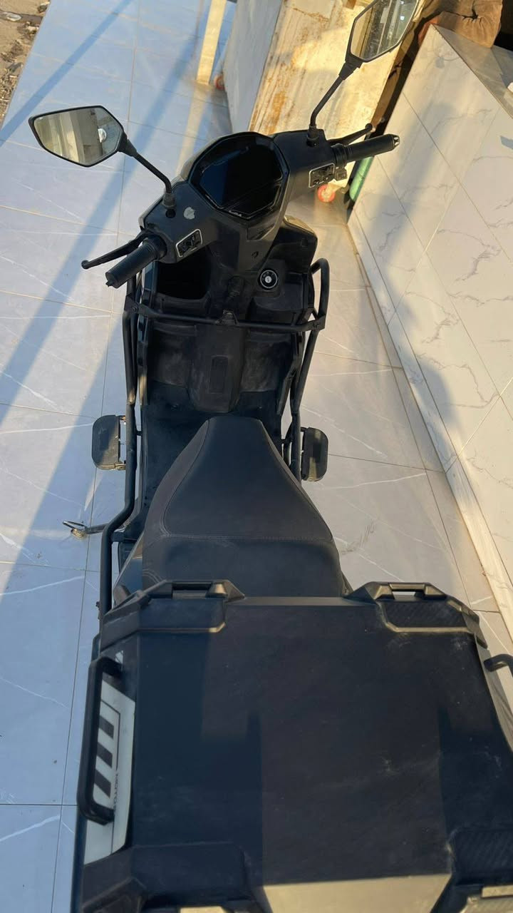 سلام عليكم متاح دراجه
شحن ٦ بطاريات موديل ٢٠٢٥
سعرها ٩٥٠ وبيها مجال بسيط
الشراي اتصل ***********
