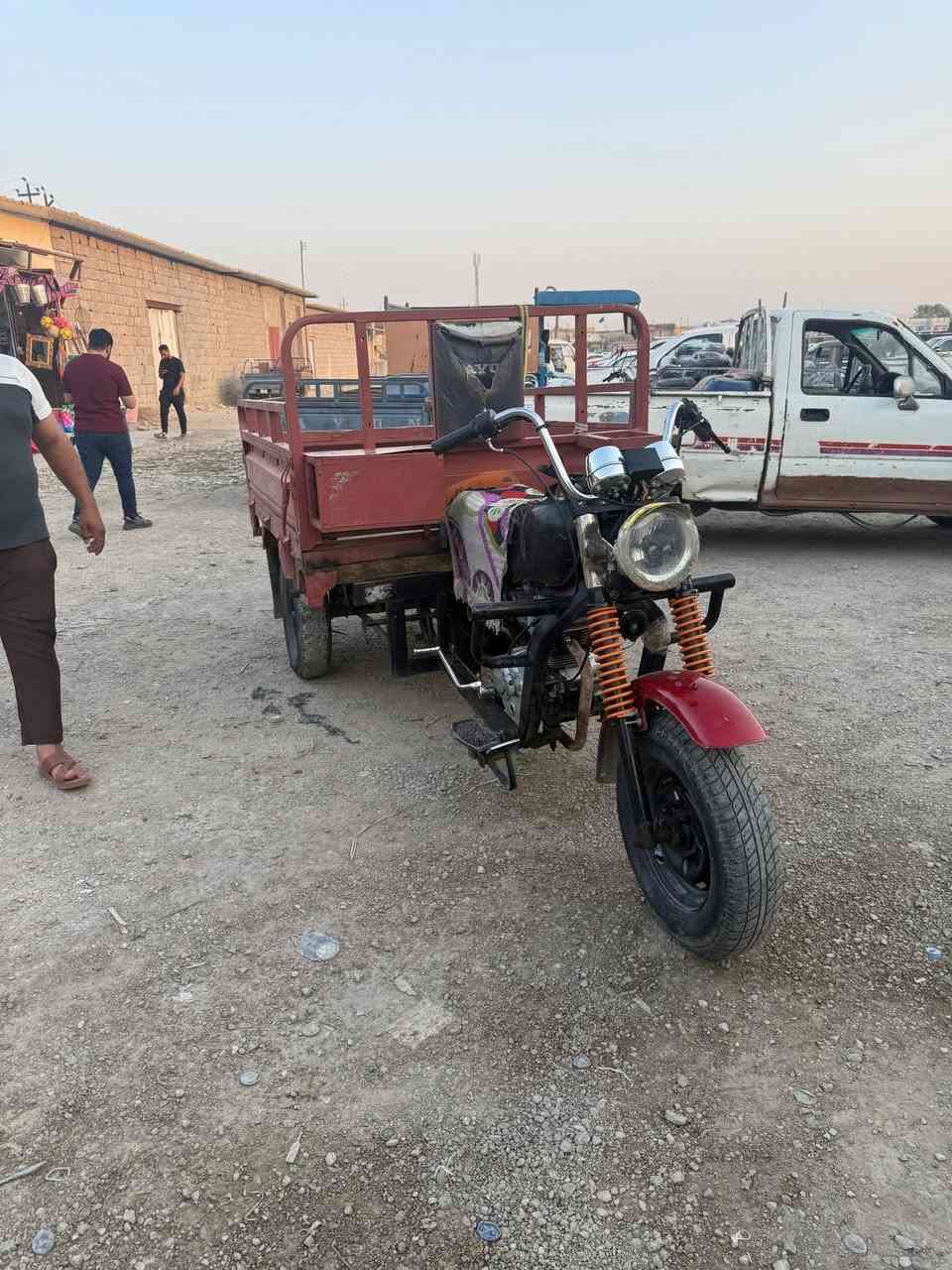 سلام عليكم ستوتته دايوان للبيع مكاني واسط قضاء الحي ***********
