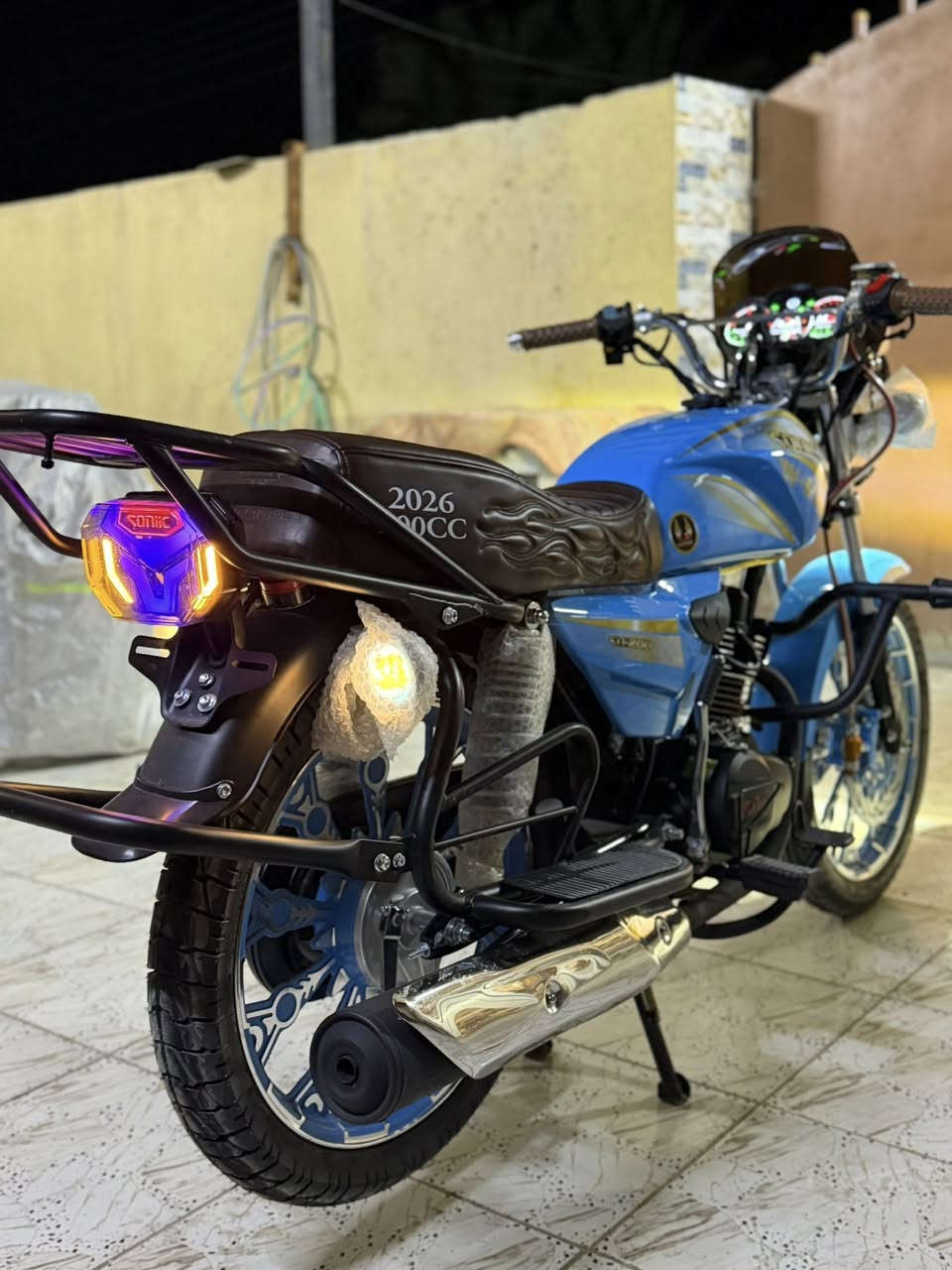 سلام عليكم 
دراجة N-max‼️محرك 200‼️تشغيل عن بعد
الدراجه بعده زيرو 0 اليوم طالع من الوكيل 
لون مميز‼️ لايت زنون 
السعر خاص! 
مكاني: بابل محاويل ناحيه الامام
الرقم : ***********
