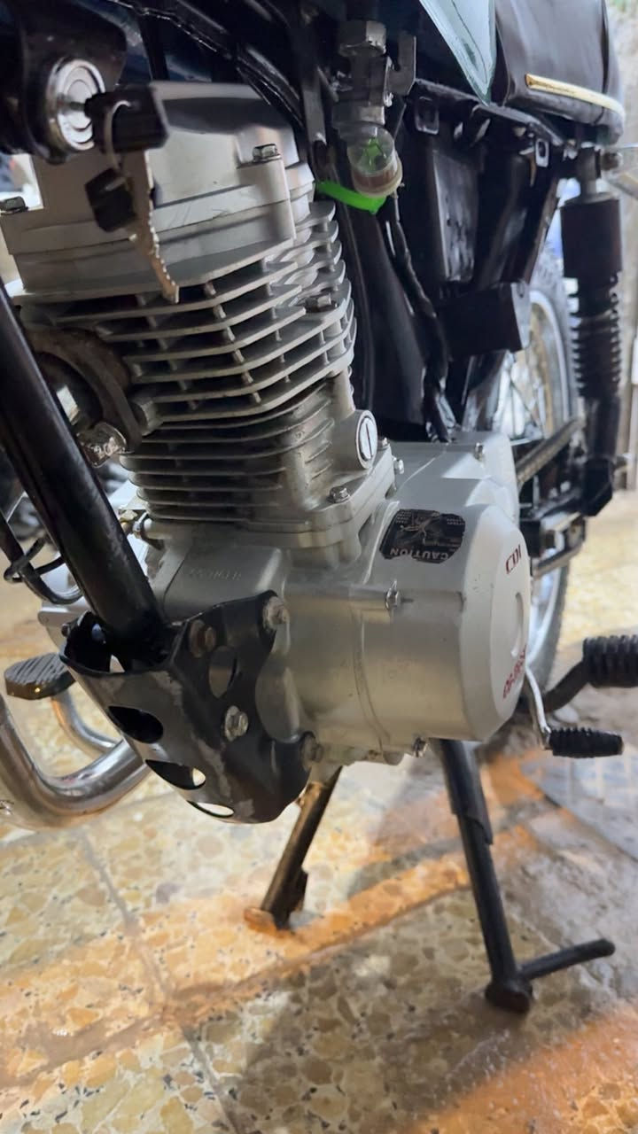 سلام وعليكم وعليكم محرك اربعه كير تايكرمديل ٢٤ الله شاهد هندر واحد شلعه ومعدل فول لا تبخير لا تنقيص لا نضوح فول كبل شد بس حط كابريتر وشغل 125قفل قفل لان صعدت سجي نامه اريد ابيع شراي يشلع عيوني مو شراي اعبر المنشور مكاني نجف حي النداء ***********
