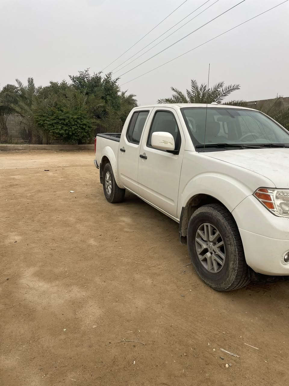 سلام عليكم فنتيره اربيل سنوه صاقطه وارد أمريكي موديل 2017 حادثه مدكر وبنيد  السعر ١٤٥ قفل مكانه بصره الزبير ***********
