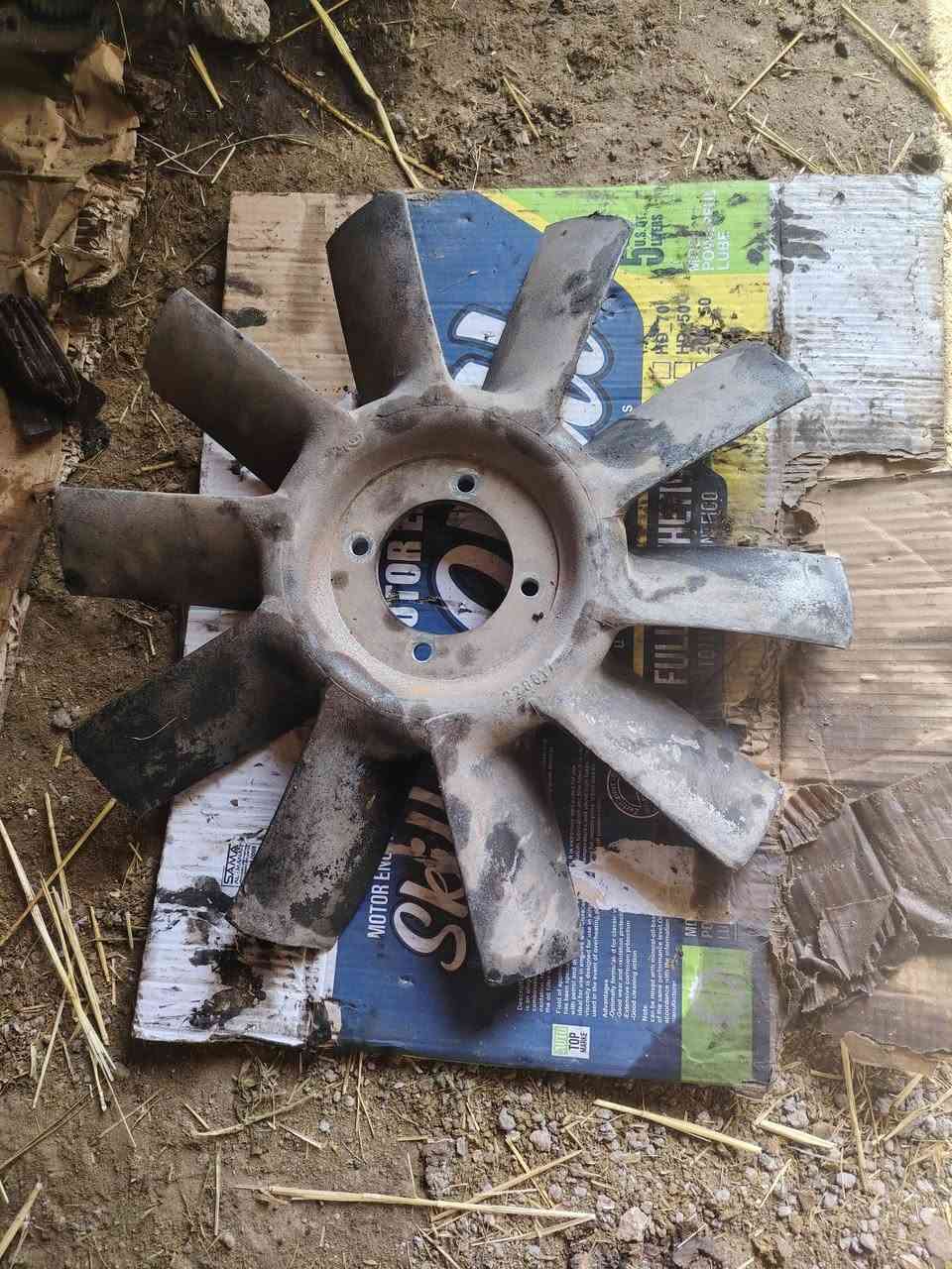 غراض محرك سكانيا ١١١ للبيع  كيس دهن +اويل بم +دكشن + واتر بم ومروحه اللاستفسار ***********
