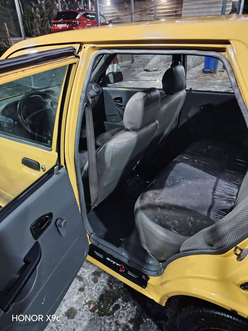 سلام عليكم سايبه مديل 2015 السياره جاهزه الاخر حبايا كير مكينه خير من الله شواصي حلوة نضيفه سياره بلاديه مكان السيارة بغداد قرب جسر المثنى للاستفسار الرقم ***********
