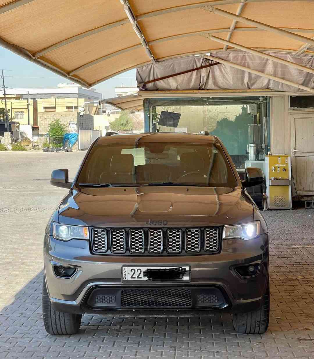 جيب لاريدو موديل ٢٠١٩ مواصفات لاريدو و ده بل اكسل ١ پارچه سبوغ ٢ ده رگاى بيلاد گوراوه پيش و پشت كه پس ١٠٤ هه زار مايل رويشتوه گير و مه كينه و هه موو شتيكى به شه رته
*********** أربيل, العراق
