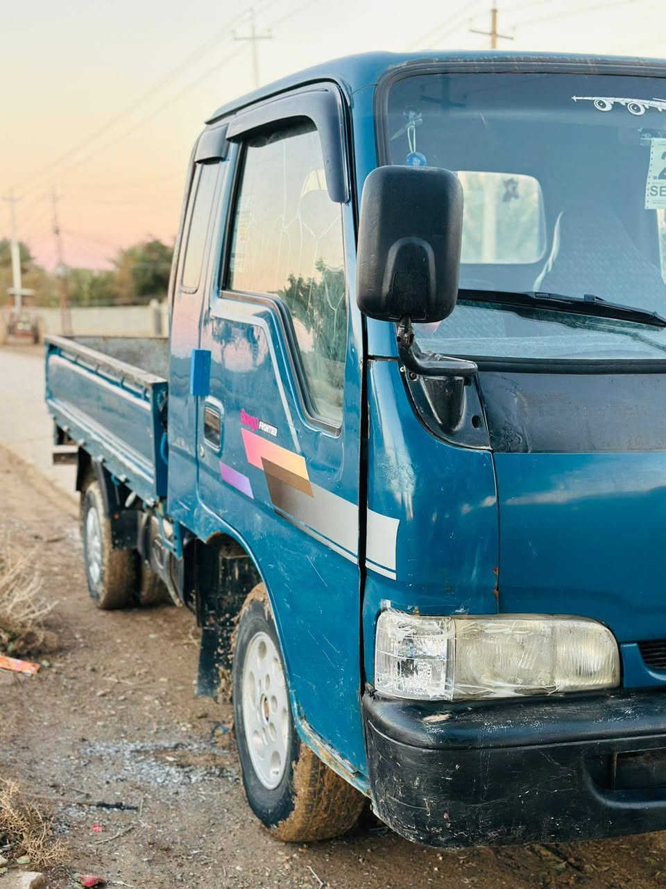 سلام عليكم كيا فونتيرا للبيع موديل 1997 رقم ديالى انكليزي سنويه ل 31 مكينه بيها خيط بخار كير اكسل شاصي رقم شاصي كهربائيّ شغاله بلاديه و عدله سياره تخم تاير بيها فطر بل قطويه و مسويه شغل درجه اوله ما يبين مكاني ديالى بعقوبه الامام المحسن  سعرها ب 50 وبيها مجال ***********
