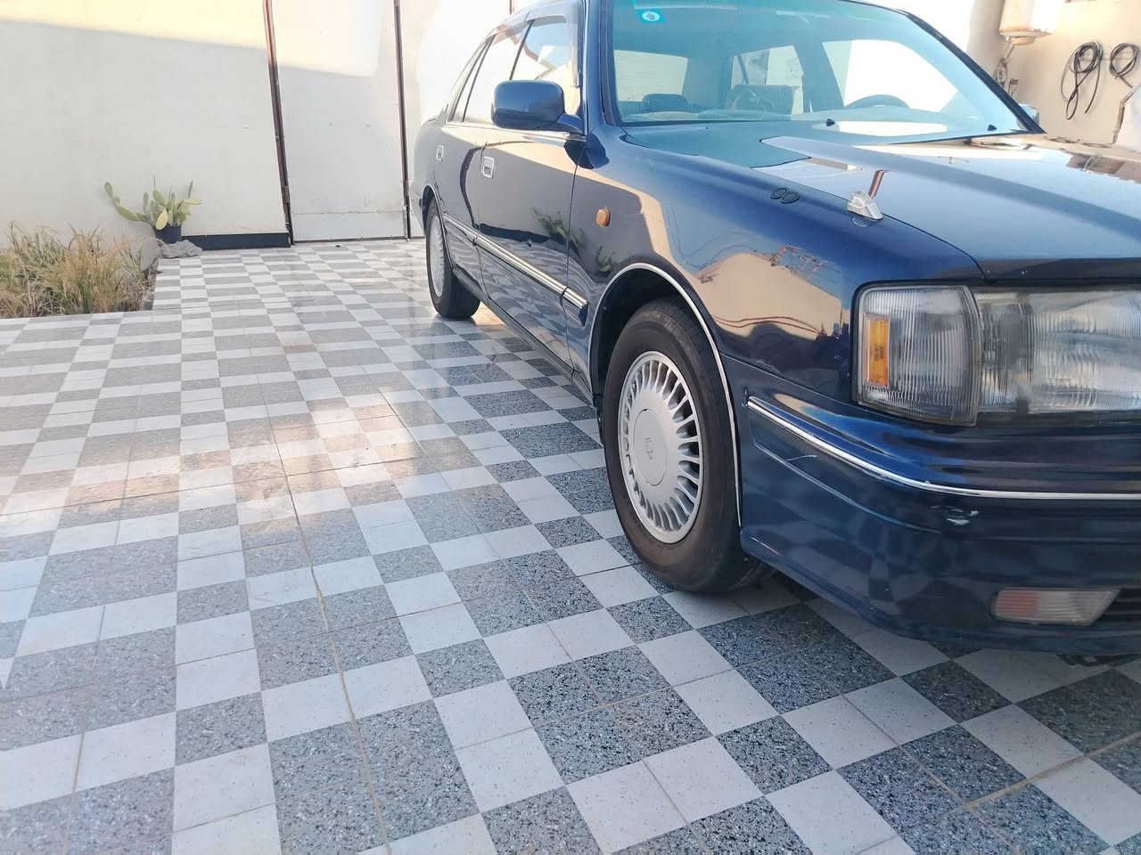 🚙✨ تيوته كراون رويال  فئة بلاتينيوم | وكالة بعده ✨🚙
السعر 95وبيه مجال 

الفخامة اليابانية بأعلى المواصفات 👑

✅ موديل 2000
✅ فئة بلاتينيوم
✅ وكالة تيوته
✅ ماشية فقط 459066 كم
✅ مكفولة كفالة عامة
✅ جديده حيل 
✅ بحالة الوكالة وشبه زيرو
كشنات كهرباي خلفي 
امامي كلهن كهرباي 
تبريد ثلج شغال
قطعتين خلفي امامي
مكينه وكير 300
كهربايت كله شغاله 
ليت زينوون وكاله 
سياره فول للخير 

✨ سيارة تجمع بين الفخامة، الهدوء، والأداء المميز مع أعلى مستويات الراحة والتكنولوجيا.
📍 العنوان البصره 

📞 للاستفسار
***********
🔥 فرصة نادرة… سيارة شبه زيرو بمواصفات فاخرة وجاهزة
