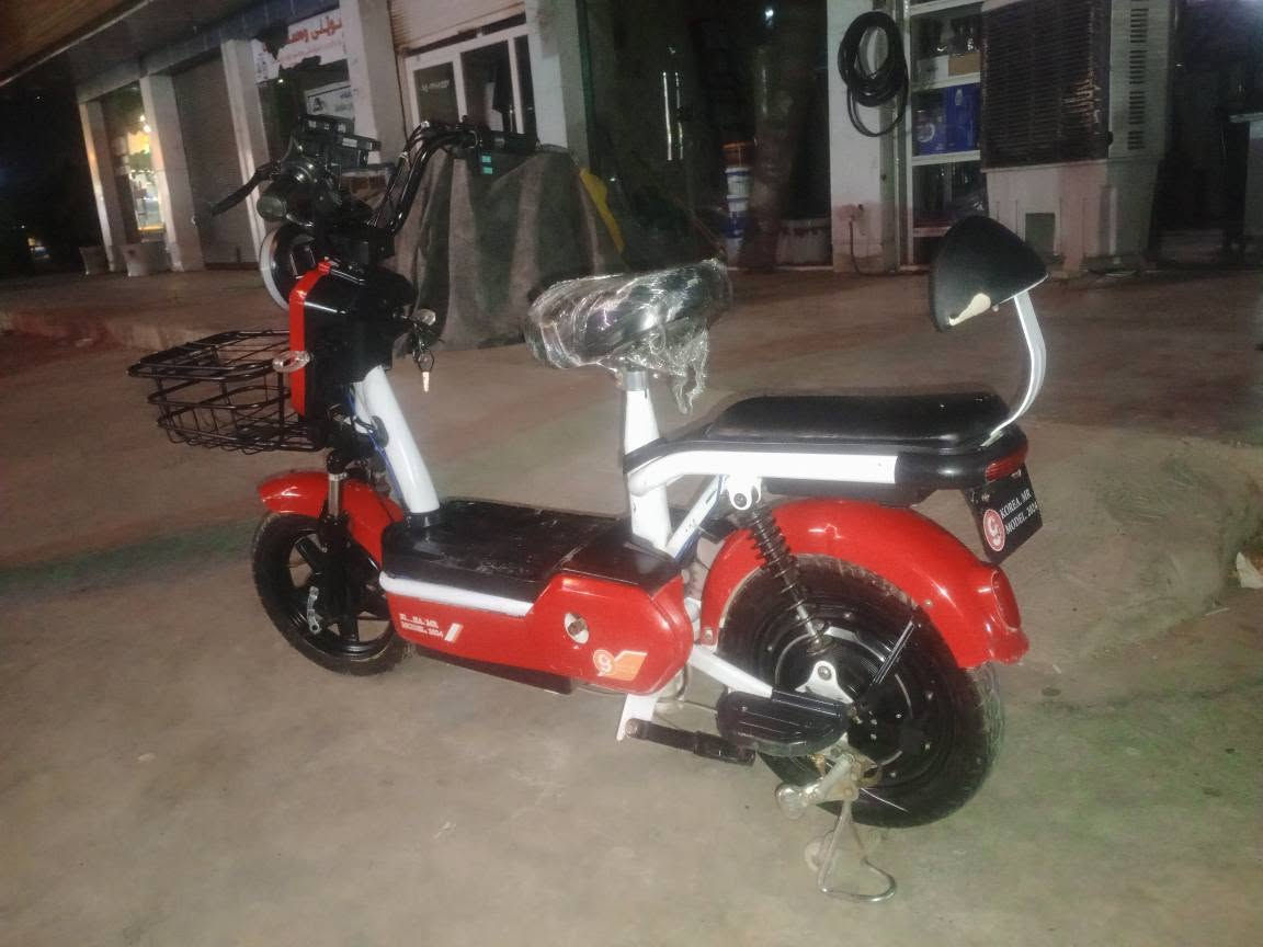 ماطور شحن حجم 14 اخو الجديد فول بطاريات بشرط جديد سرعه 99 أربيل هفلان سعر 230الف ومجال 
*********** أربيل, العراق
