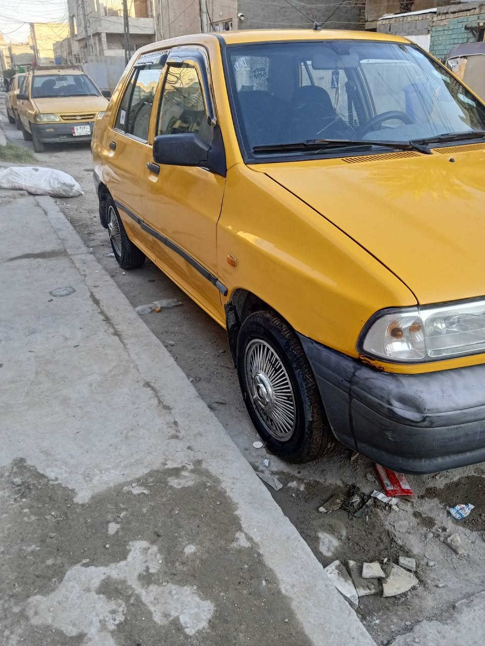 السلام عليكم
ساسبة موديل 18 للبيع سيارة نضيفة شواصي مكفولات سيارة مال بيت مكاني بغداد السعر 48 وبيها مجال حك الجية  الاستفسار ع الرقم ***********
