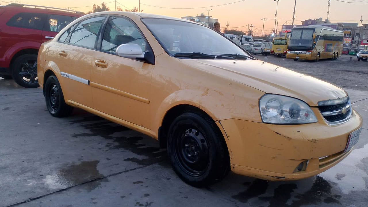 اوبترا للبيع موديل 2011سنويه باسمي مكفوله من الضربه بيه طخه بسيطه بالجاملق الخلفي سياره جاهزه محرك كير كهربائيات تبريد السعر 60بيه مجال بسيط للشراي رقمي ***********
