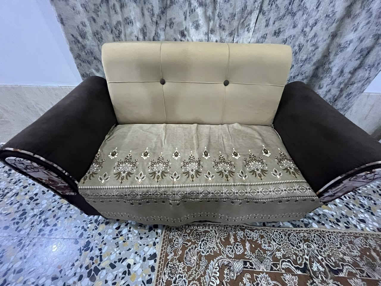 #للبيع سعر خاص …


**إذا كنت صاحب هذا الإعلان وتريد حذفه لأي سبب، رجاءا أرسل رسالة إلى الدعم الفني**