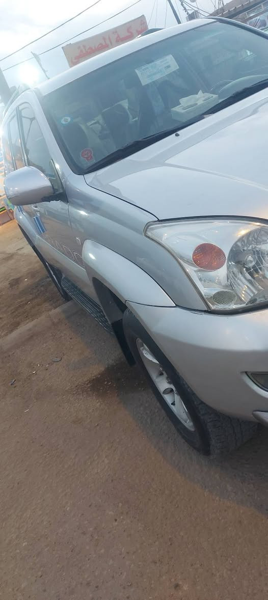 برادوا رقم بصرة انكليزي تحويل مباشر 
موديل ٧

سيارة جاهزه من كلشي ما بيهة نقص برغي 

مكينة ٦ سلندر 

سيارة كفالة عامة ما عدا صبغ جاملغ خلفي جهة العبري 

ومقدمة البنيد للجمالية 

مكينة وكير حدادية كهربائيات طخم تاير تبريد كلهة جيدة جدآ غرفة جديدة سيارة جاهزه 

مكان السياره العمارة مركز المدينة 

السعر ١٤٠ وبيهة مجال للشراي للإستفسار 

***********
