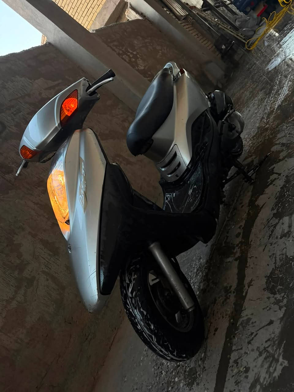 سلام عليكم بريز 140دراجه مكفوله ما عده بس كابريتر تجاري دراجه نضيفه وراقها موجوده دراجه نضيفه وتوني مسوي ادامه الكلجات  مكاني بغداد ***********
