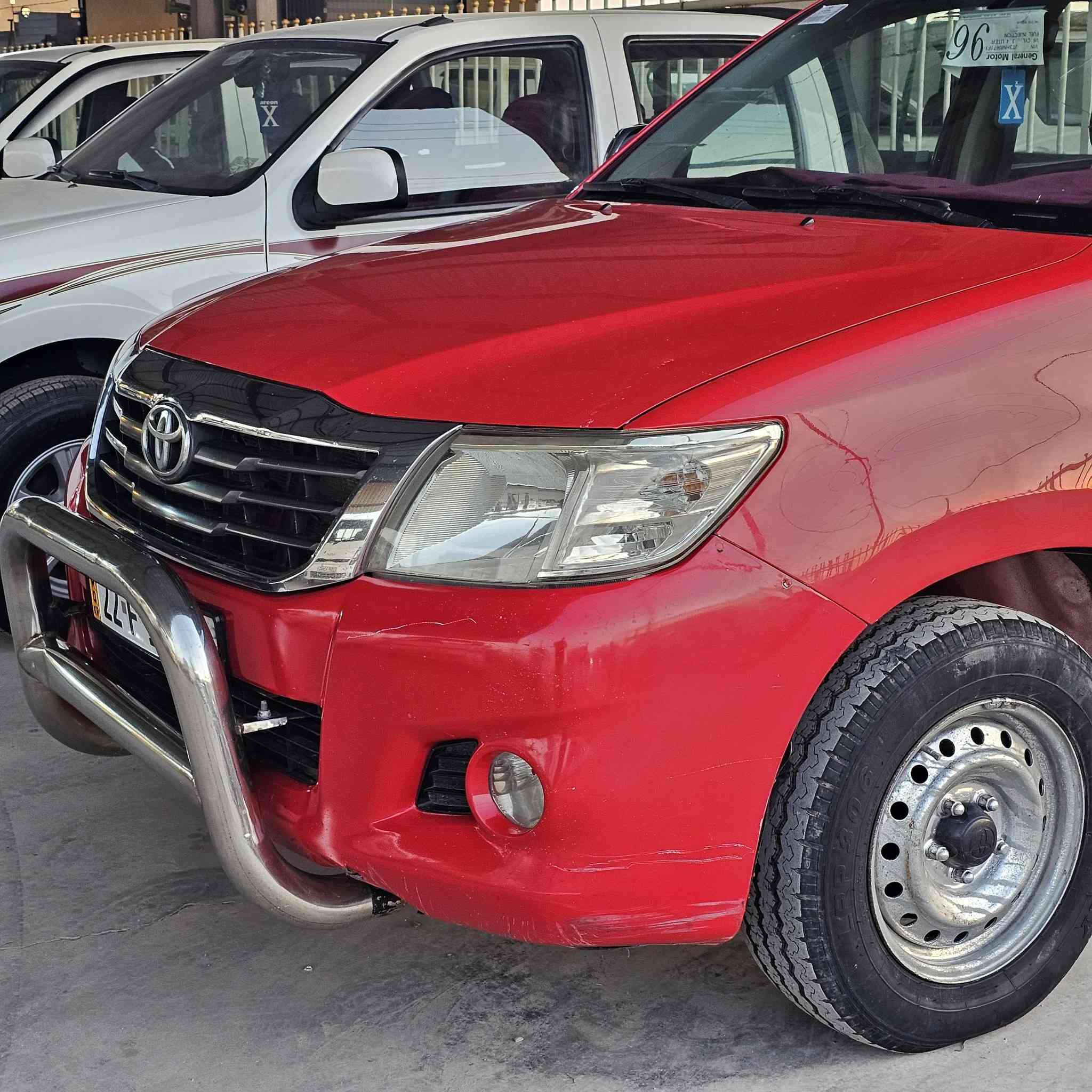 السلام عليكم
بيكم موديل 2013 كير عادي 
كفالة عامة 
ماشيه 200 الف 
سنوية ورقم جديد 
المكان واسط الزبيدية 
للأستفسار 
*********** 
***********
