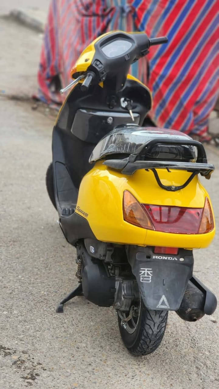 السلام عليكم دراجه سبيسي للبيع كفرات تجاري كهربائيات كلهه شغاله هورن سلف لايت دراجه ناعمه تخبل دبلات جديده مابيه طسه الشراي يتصل مكلف بالنشر ***********📞
