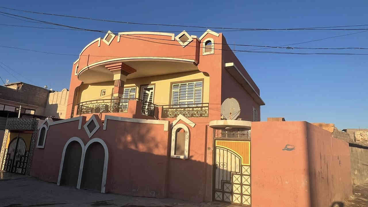 دار للبيع
المساحة 206
بيت طابقين طابق الثاني شقه ومفصوله شبه كامل عن البيت بيت مرتب جديد عنوان وادي حجر قرب مدرسة عمار ابن ياسر للاستفسار الاتصال على
 ***********
***********
