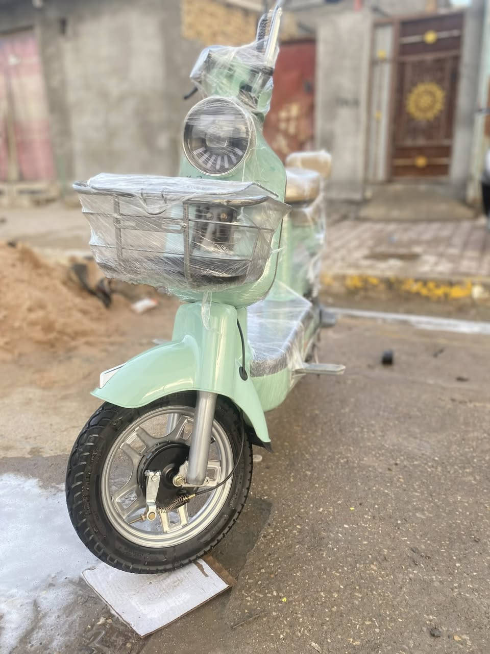 سلام عليكم دراجه لبيع واذا مراوس بكامكو ماكس  معه لفرق  جديده كلش الله شاهد
شحنهه فول ستعمال قليل اني خذتهه ٤٠٠ جديده هسه ريدهه ٢٥٠ مكاني رفاعي رقم ***********
