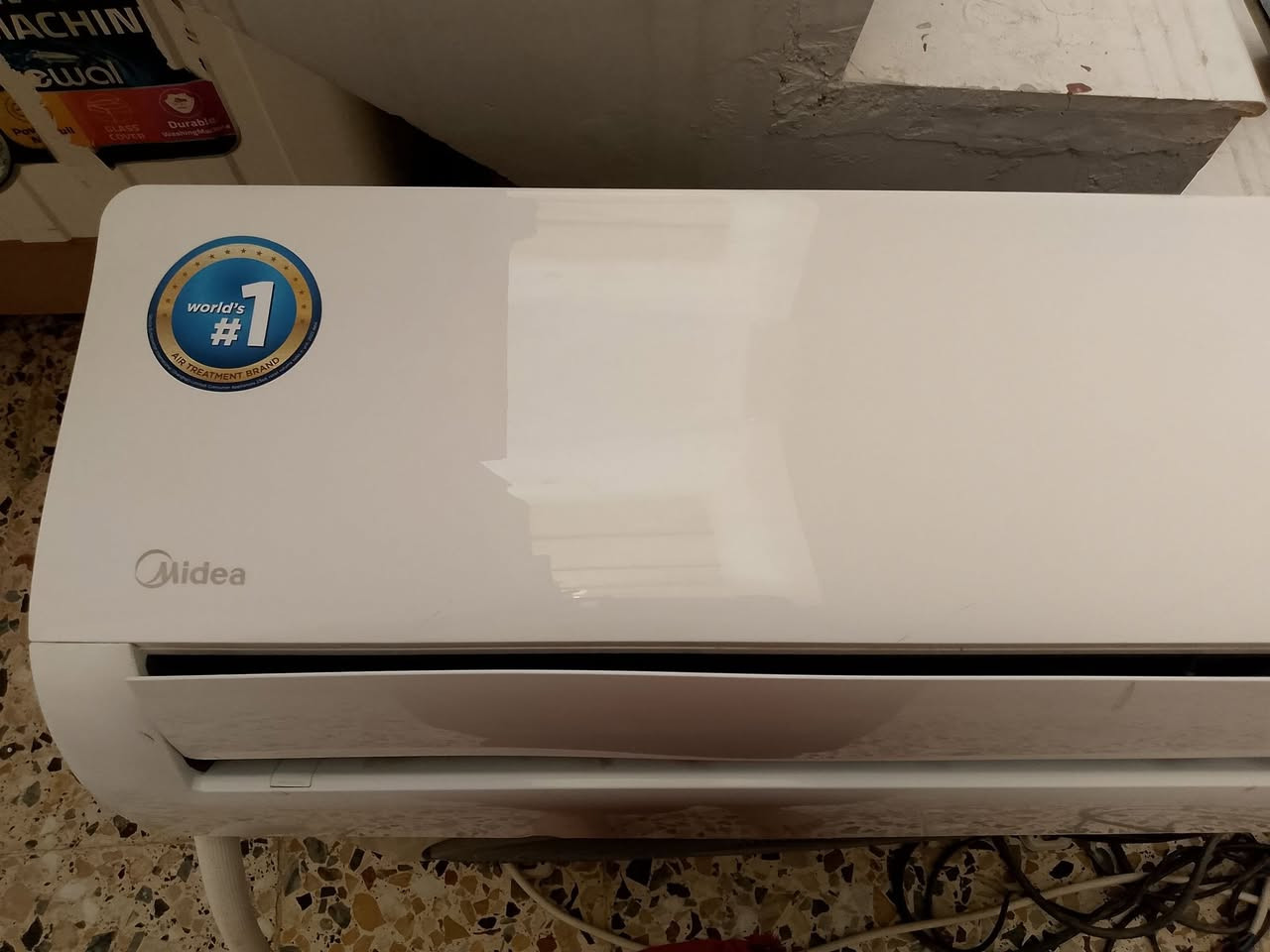 للبيع ميديا 2طن ودنگا 2طن شغالات ونظاف للاستفسار ***********
