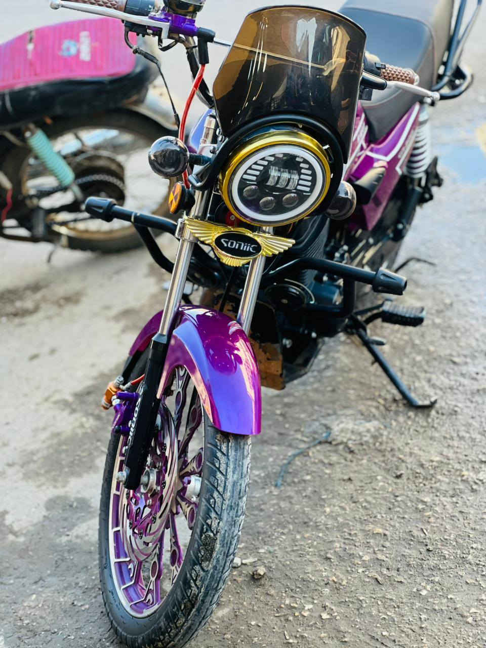 السلام عليكم دراجه سونك محرك 200s للبيع دراجه كير عكسي نمره ليجوه والباقي ليفوك دراجه موديل 25دراجه نضيفه كلشي شغال اوراق سكنر سويج سجينه السعر 
800اوبيها مجال الشراي يتصل ***********
عنوان بابل الحمزه الغربي
